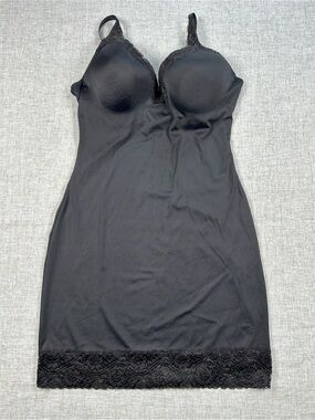 Marilyn Monroe Intimates Black Shaping Cami Slip Built-In Bra Lace 2X